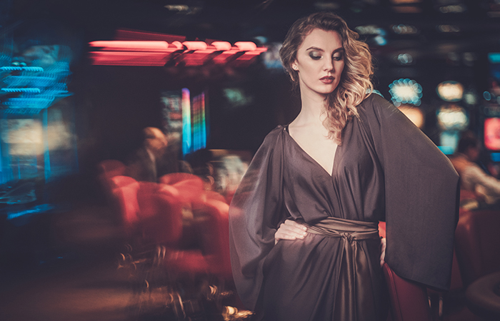 Play at an online live casino