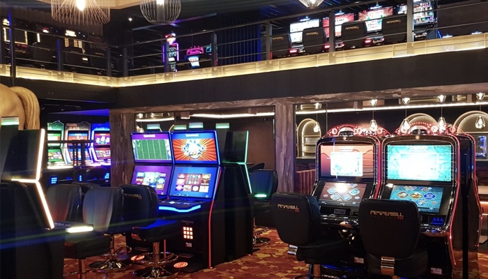 Peppermill Casino slots