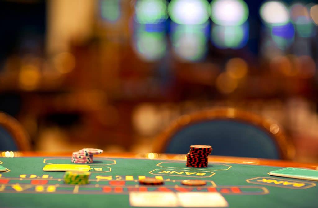 Playing blackjack smartly pays off