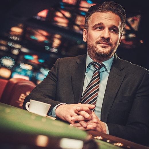One of the most popular bets in Craps with a low house edge of 1.41% with only four ways to lose is the Pass Line bet. You only lose if the shooter rolls a 2, 3 or 12 on the Come Out roll or if the shooter rolls a 7 after the Point is made.